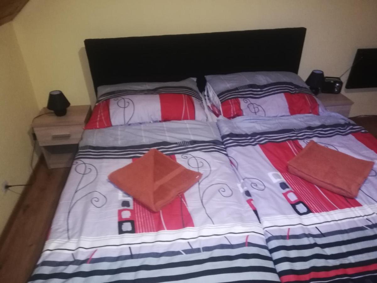 Apartmán Privat Femamki Licartovce Exteriér fotografie